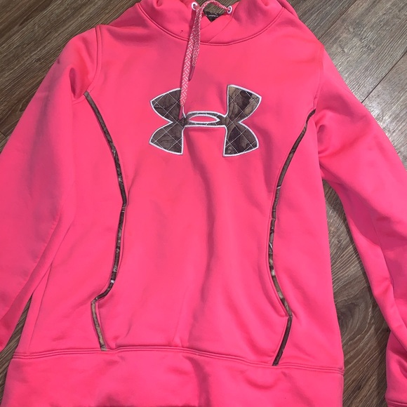 Under armour hoodie - Picture 1 of 2